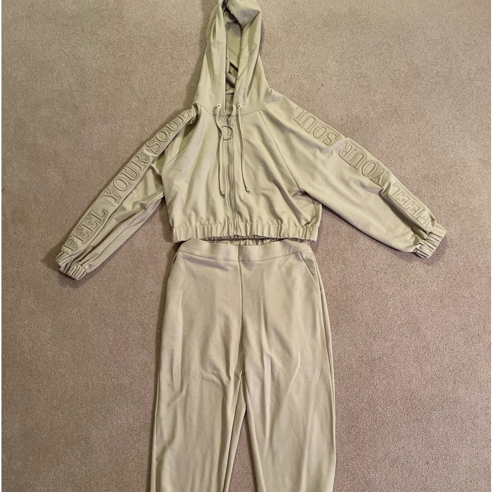 Soul By Loreen Fashion Sweatsuit